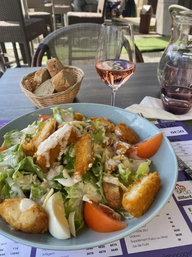 Logis Le Bocage Hotel
